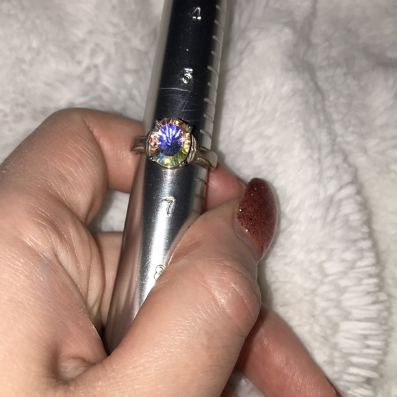 Iridescent genuine crystal set in sterling silver whale tail bezel ring - Picture 5 of 5